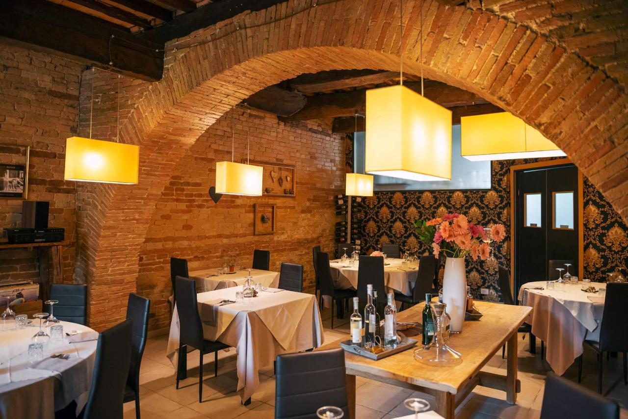 Casa Grimaldi Boutique Hotel & Restaurant Matelica Eksteriør bilde
