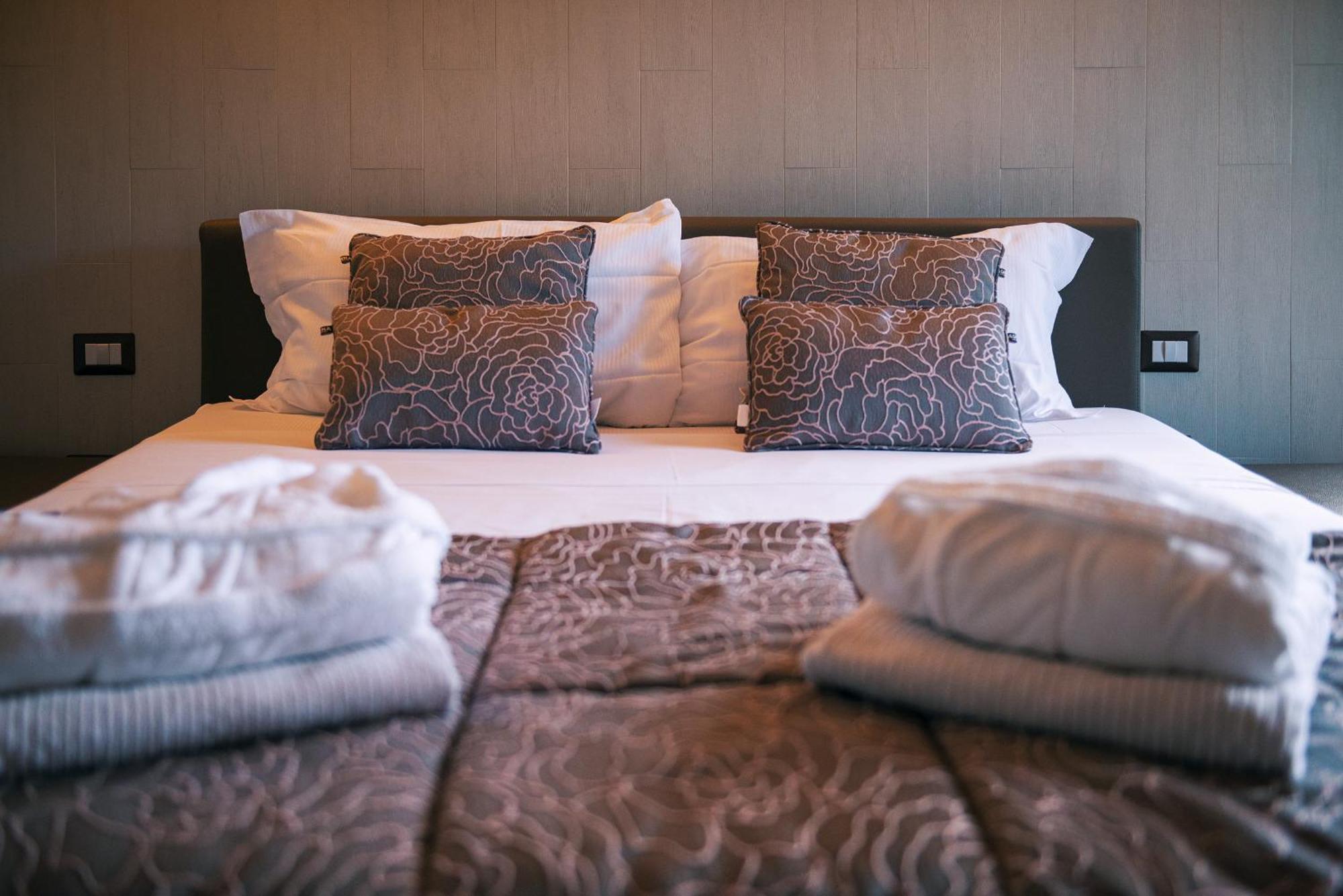 Casa Grimaldi Boutique Hotel & Restaurant Matelica Eksteriør bilde