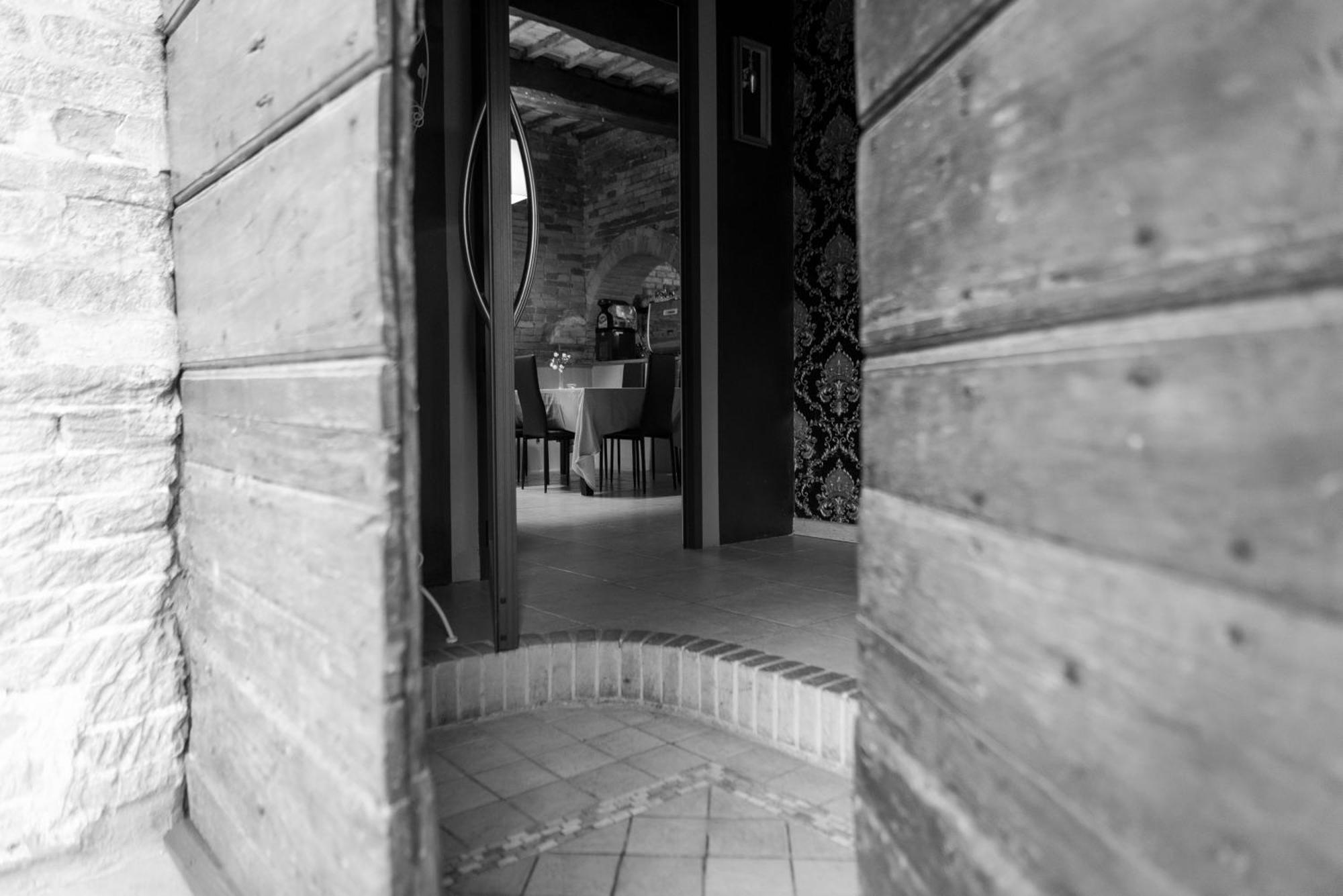 Casa Grimaldi Boutique Hotel & Restaurant Matelica Eksteriør bilde